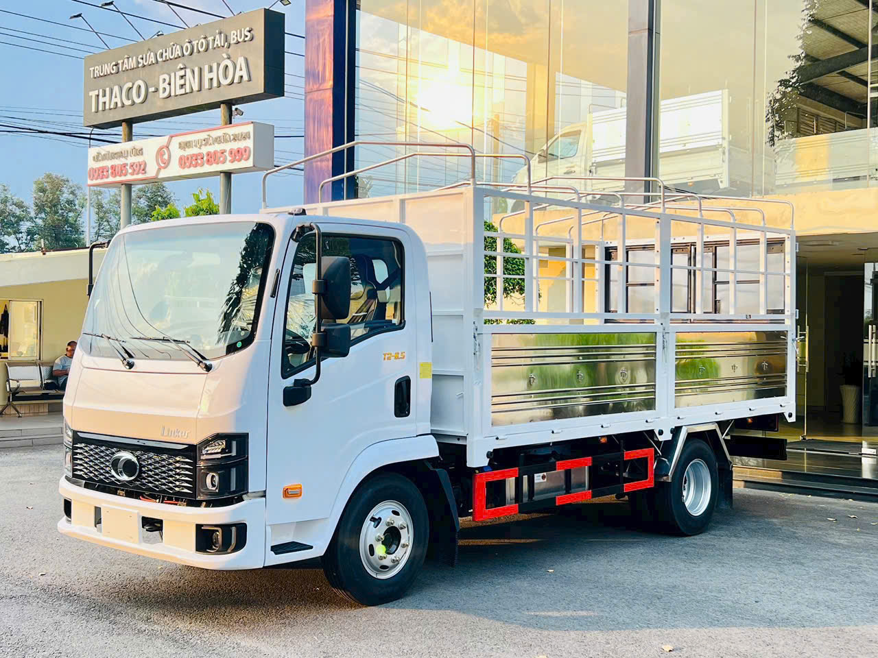 LINKER THÙNG MUI BẠT